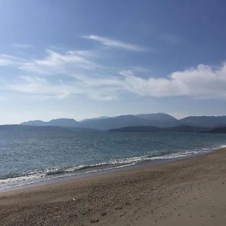 Elaianthos 2 Lägenhetshotell