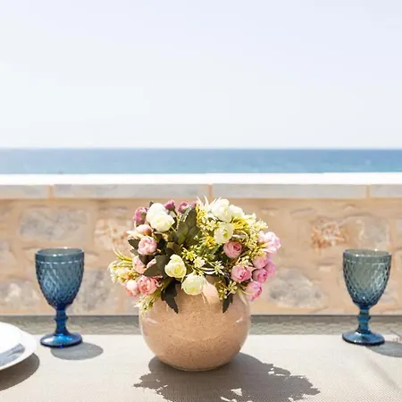 Elaianthos 2 Lägenhetshotell Gytheio