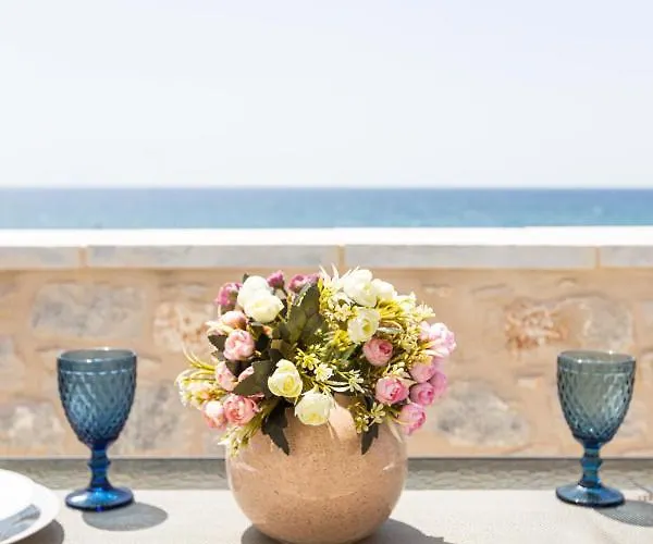 Elaianthos 2 מלון דירות גיתיו