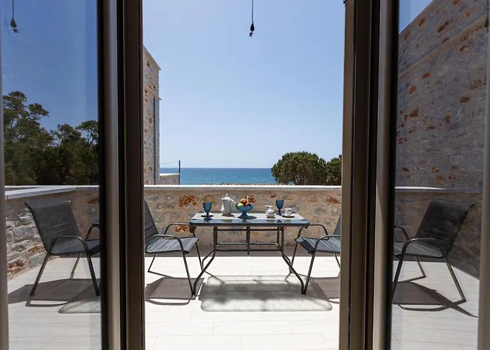 Elaianthos 2 3* גיתיו