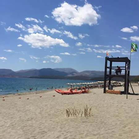Aparthotel Elaianthos 2