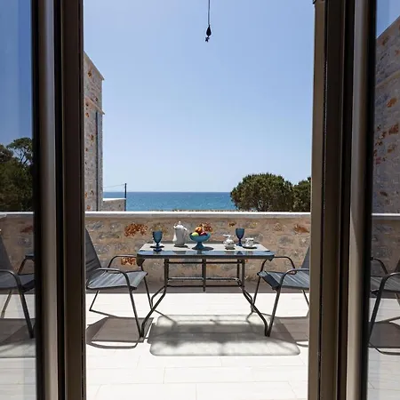 Elaianthos 2 3* Gythio