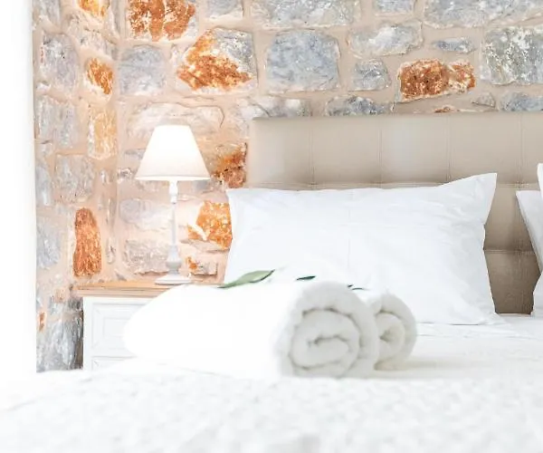 Aparthotel Elaianthos 2